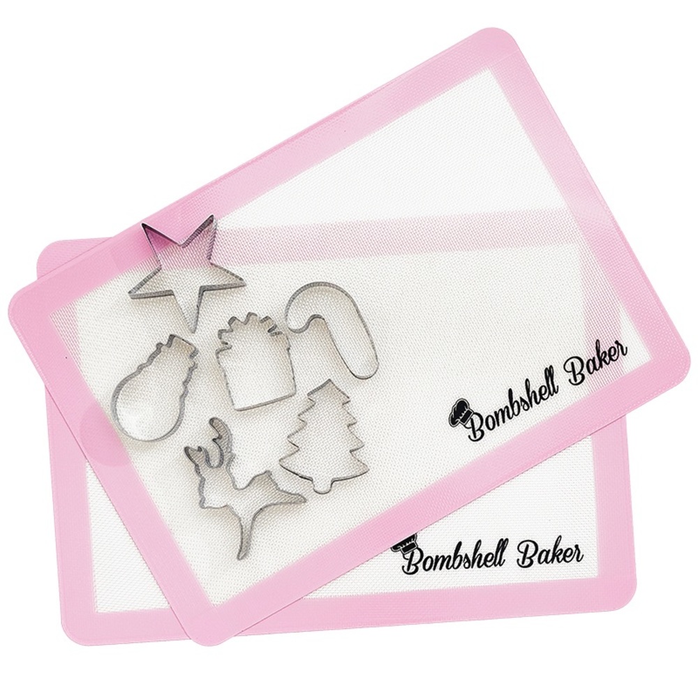 🌸 BOMBSHELL BAKER - Baking Mat- Set of 2 and Cookie Cutters🌸